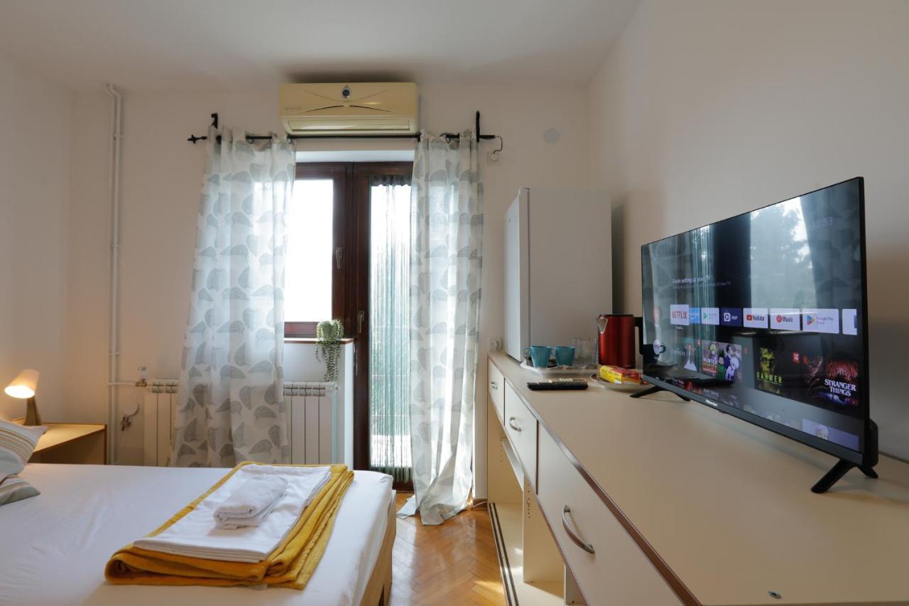 Aviator Apartments & Rooms Nikola Tesla Airport Belgrade Surčin Zewnętrze zdjęcie