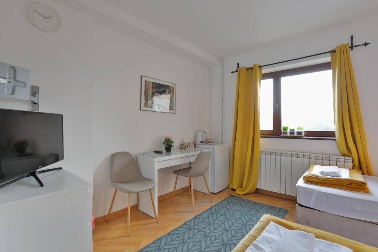 Aviator Apartments & Rooms Nikola Tesla Airport Belgrade Surčin Zewnętrze zdjęcie